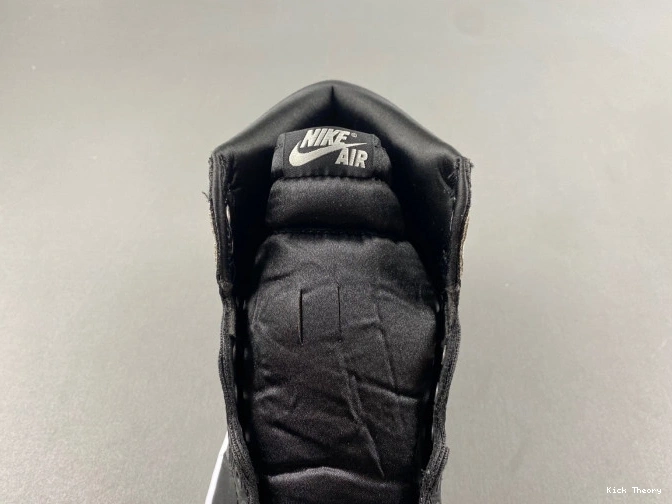Kicked Out Shoe Store 1 Satin FD4810-010 OG Jordan Shadow WMNS High Air 0703